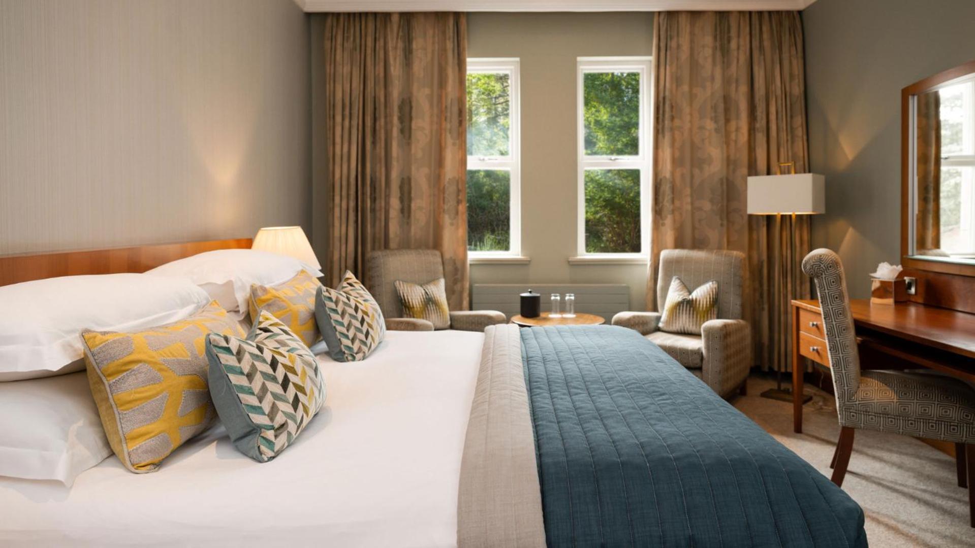 The Culloden Estate And Spa Holywood  Zewnętrze zdjęcie A bedroom at The Old Course Hotel, St Andrews