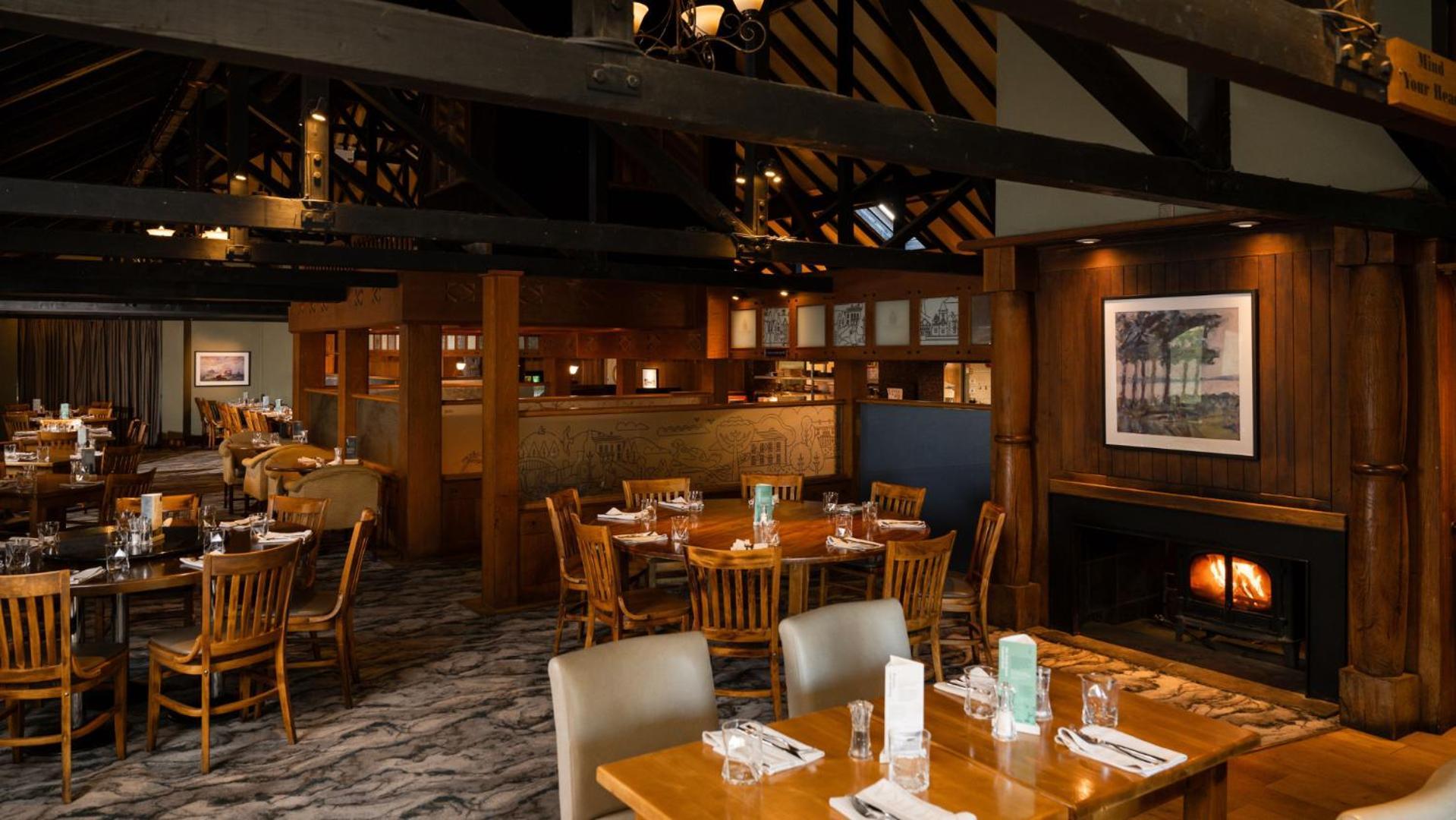 The Culloden Estate And Spa Holywood  Zewnętrze zdjęcie The restaurant at the Inn at the Opera House